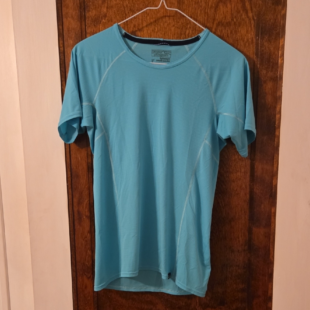 Patagonia Men's Lightweight Capilene Base layer